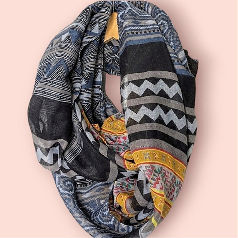 Geometric Print Sheer Infinity Scarf
